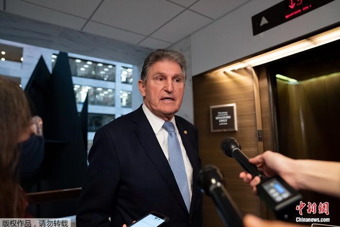 資料圖：美國民主黨籍參議員曼欽。