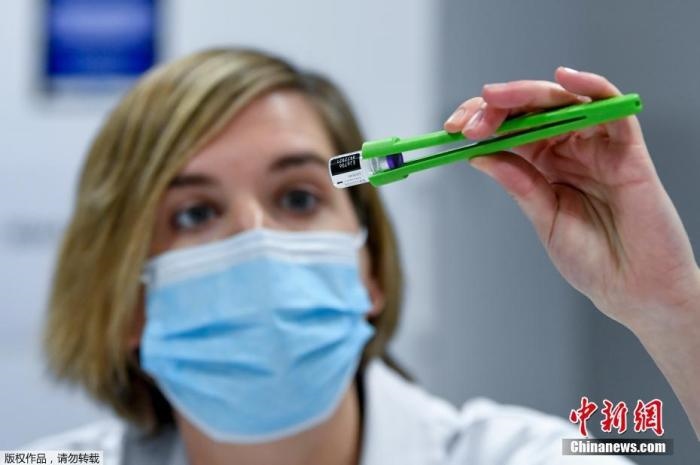 資料圖：比利時醫(yī)護人員正在準備新冠疫苗接種工作。