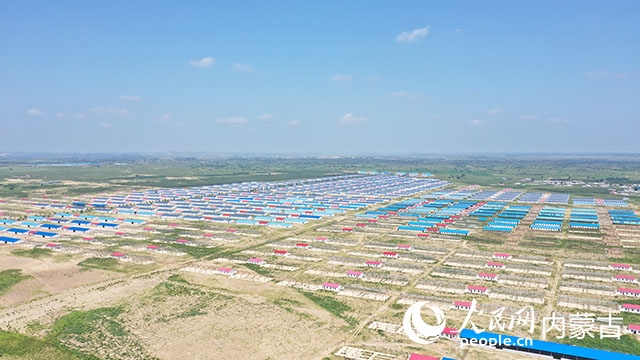 科右中旗被列入全國肉牛全產(chǎn)業(yè)鏈典型縣，入選國家級現(xiàn)代產(chǎn)業(yè)園創(chuàng)建名單。（科右中旗委宣傳部提供）