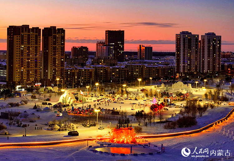 2024年12月20日拍攝的呼倫貝爾市城市越野滑雪公園景色（無人機(jī)照片）。王正攝