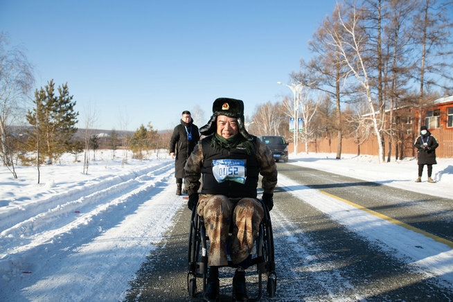 中共黨員、一等功榮立者王曙光不畏嚴(yán)寒，挑戰(zhàn)自我（王鵬）.jpg