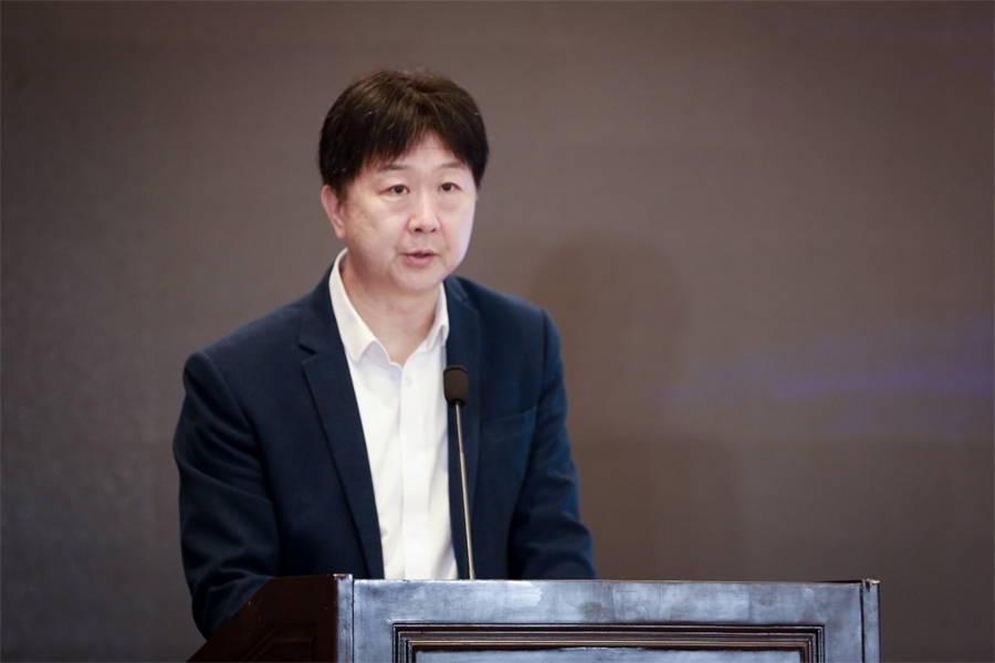 中國民主法制出版社黨委書記、社長、總編輯 劉海濤