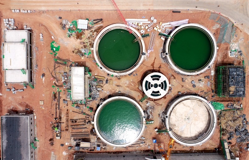 污水處理廠及水資源再生利用項(xiàng)目沉淀池。受訪者供圖