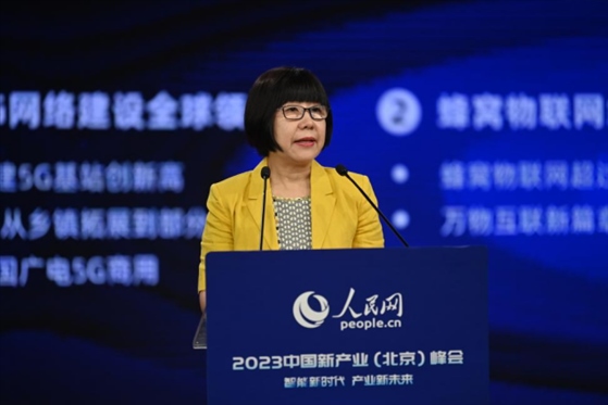 人民網(wǎng)監(jiān)事會(huì)主席唐維紅。人民網(wǎng)記者 于凱攝