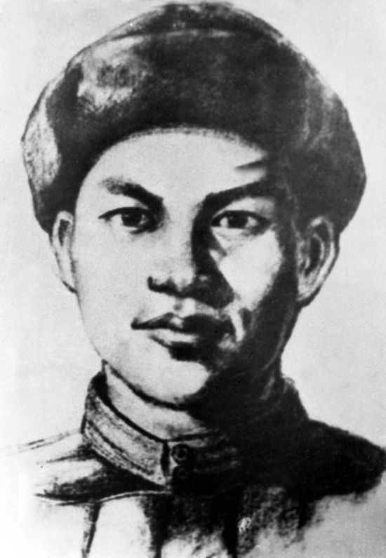  這是邱少云像。新華社發(fā)（資料照片）