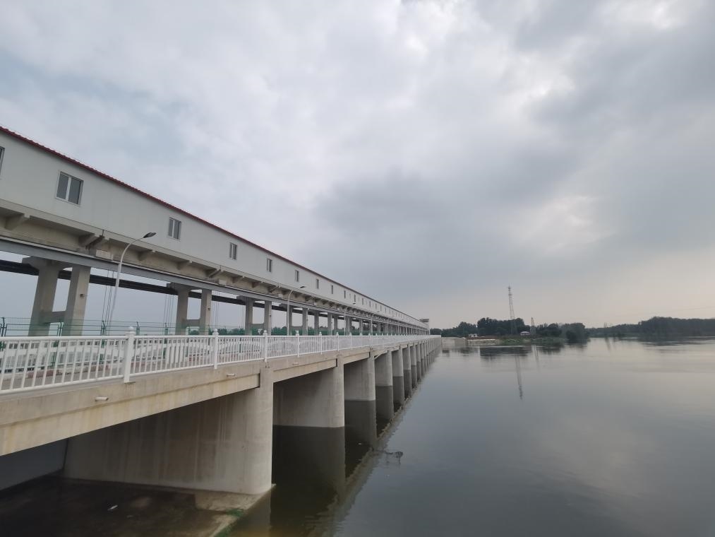 圖為獨(dú)流減河進(jìn)洪南閘。新華社記者 劉惟真 攝