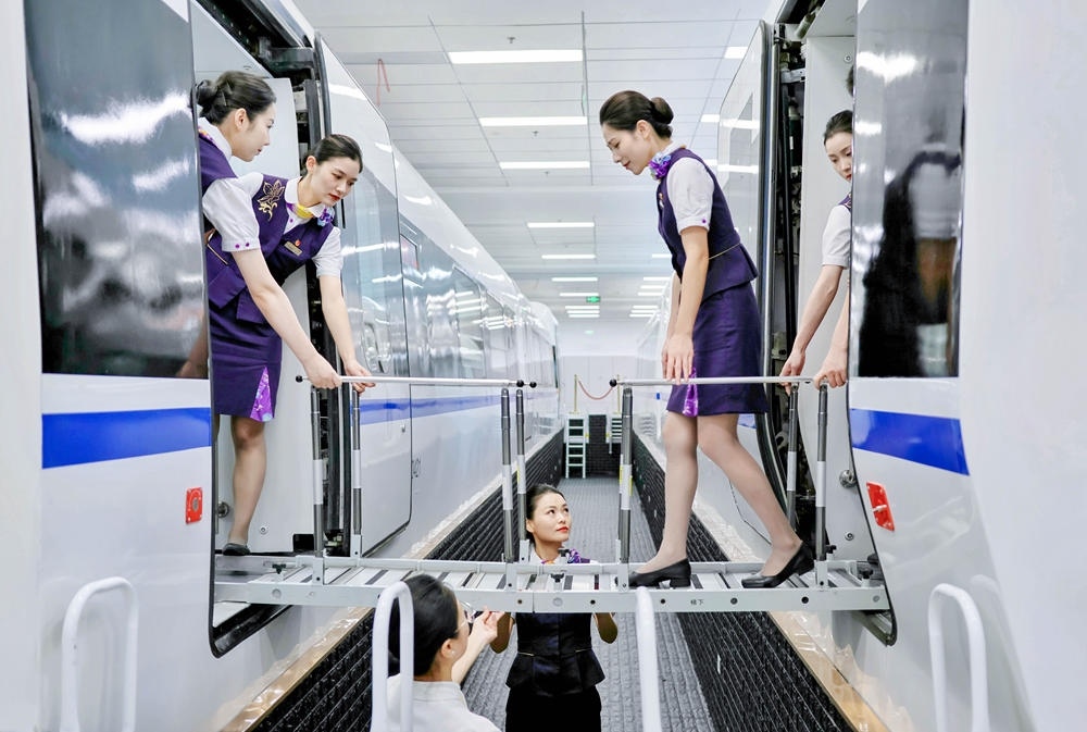 應(yīng)急處置培訓。