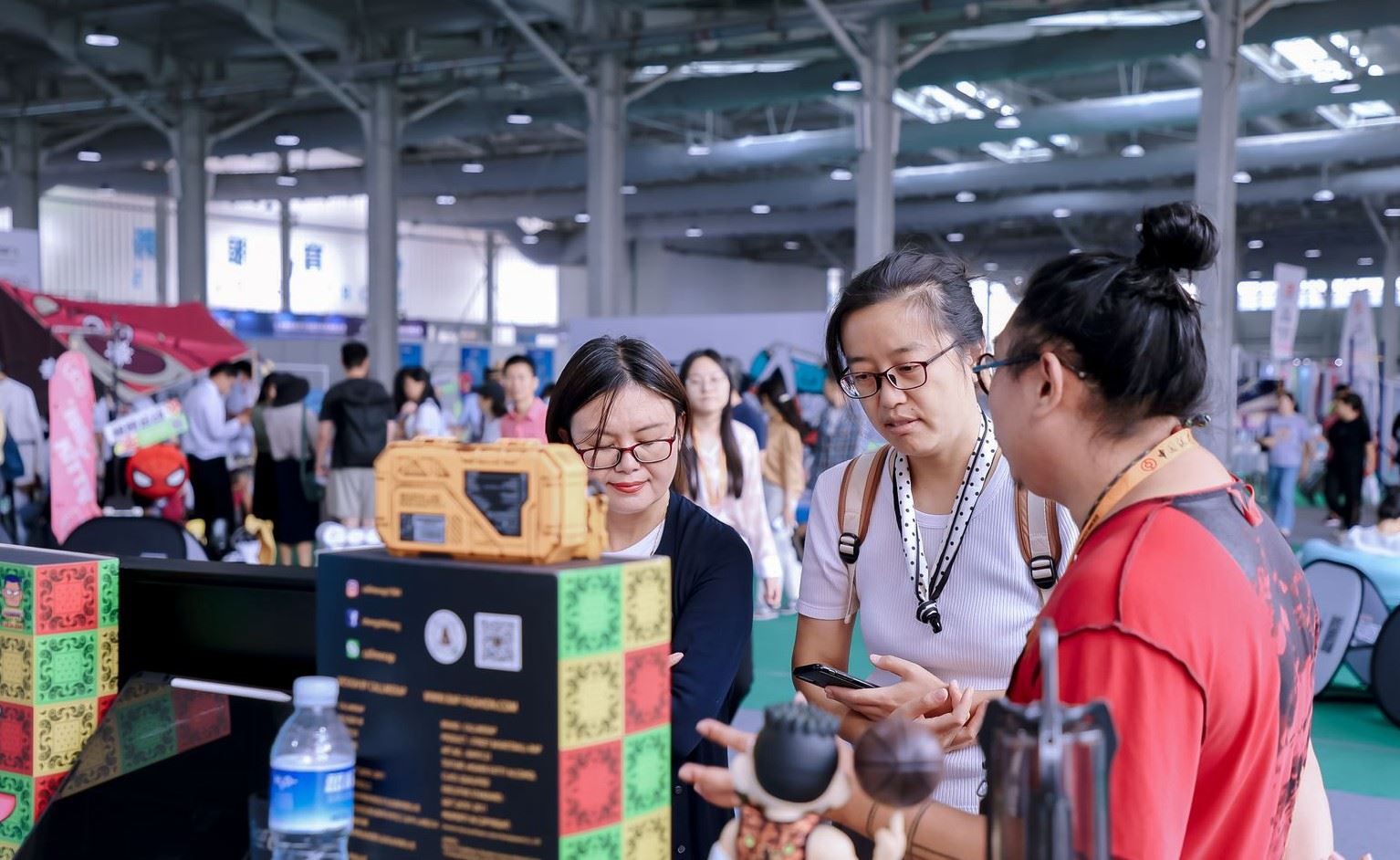 體育服務(wù)專題展區(qū)現(xiàn)場。人民網(wǎng) 歐陽易佳攝