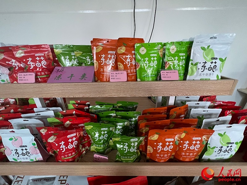 各種凍干食品。人民網(wǎng)記者 常雪梅攝