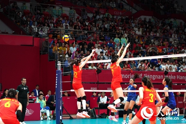 比賽現(xiàn)場(chǎng)。人民網(wǎng)記者 胡雪蓉?cái)z