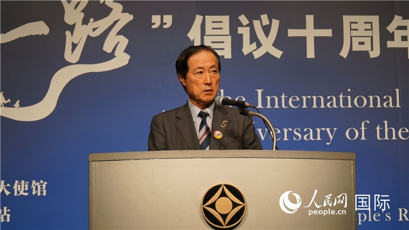 日本經(jīng)團(tuán)聯(lián)副會(huì)長(zhǎng)佐藤康博發(fā)言。人民網(wǎng) 蔣曉辰攝