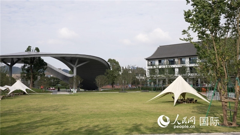 安吉露營地。人民網(wǎng) 彭昱凱攝