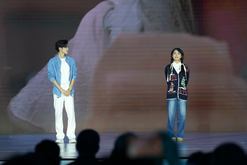 煎餅果仔（演員張家?。?、夏天妹妹（演員楊茜云）