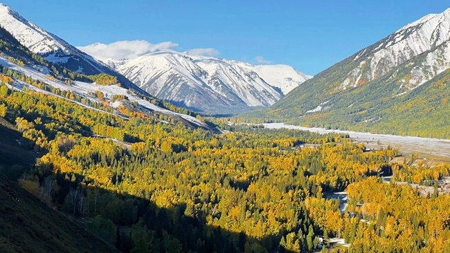 “新東方快車”沿途風(fēng)景。