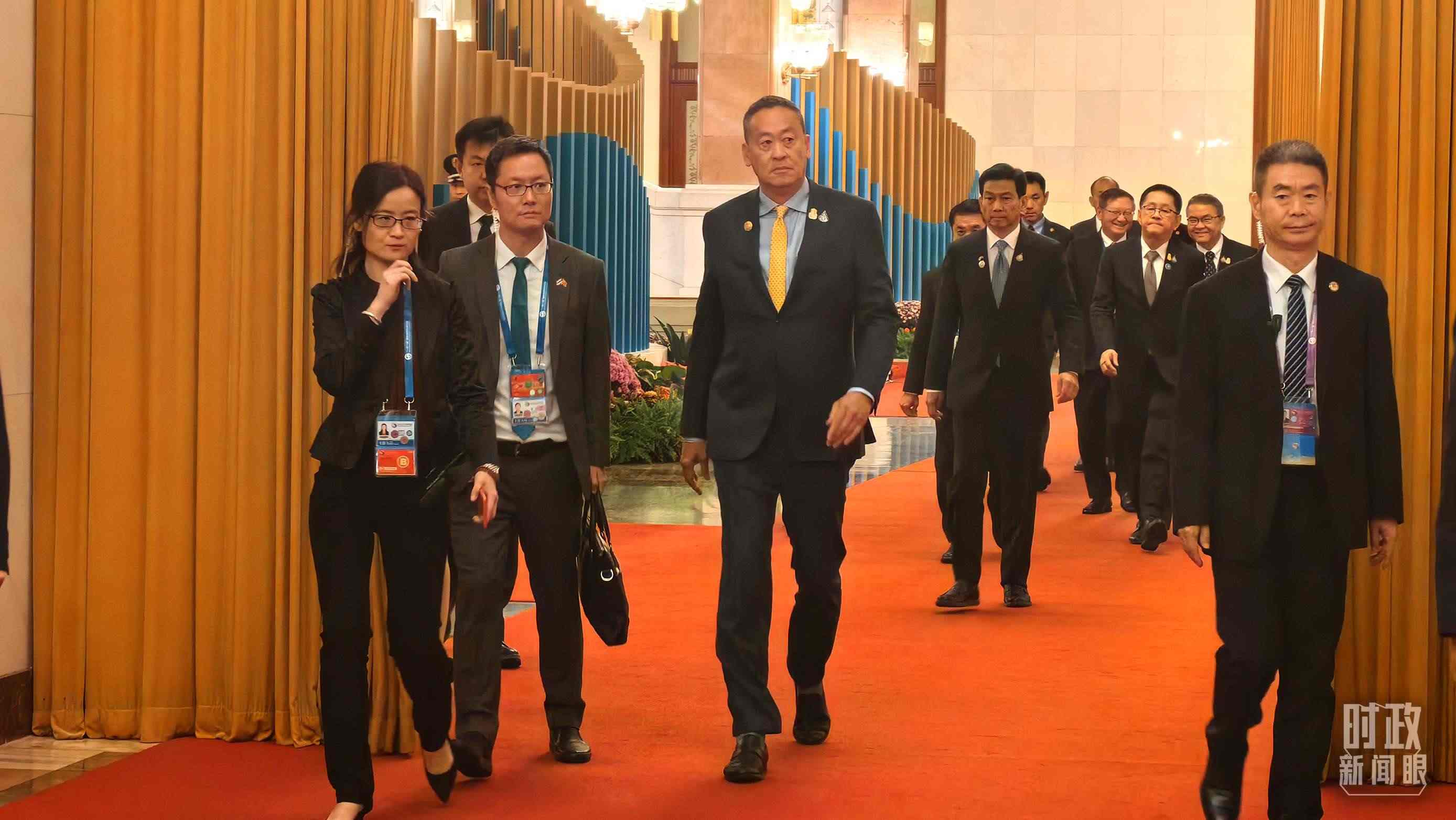 △即將參加會見的泰國總理賽塔。（總臺央廣記者潘毅拍攝）