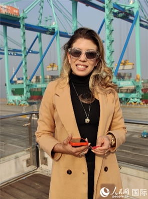 巴西《中北部傳媒集團》記者拉尼艾莉接受采訪。人民網(wǎng)記者 符園園攝