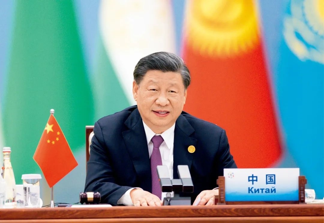 2023年5月19日上午，國家主席習(xí)近平在陜西省西安市主持首屆中國—中亞峰會(huì)并發(fā)表題為《攜手建設(shè)守望相助、共同發(fā)展、普遍安全、世代友好的中國—中亞命運(yùn)共同體》的主旨講話。圖/ 新華社記者 黃敬文 攝