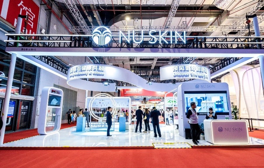 如新展臺(tái)。人民網(wǎng)記者 許維娜攝