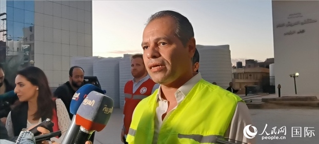 埃及衛(wèi)生部官員艾哈邁德·馬赫迪在接受記者采訪。人民網(wǎng)記者 沈小曉攝