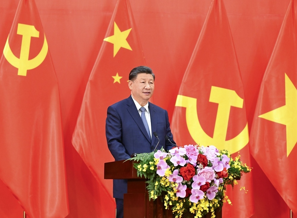 習近平總書記發(fā)表題為《賡續(xù)傳統(tǒng)友誼，開創(chuàng)中越命運共同體建設新征程》的重要講話。