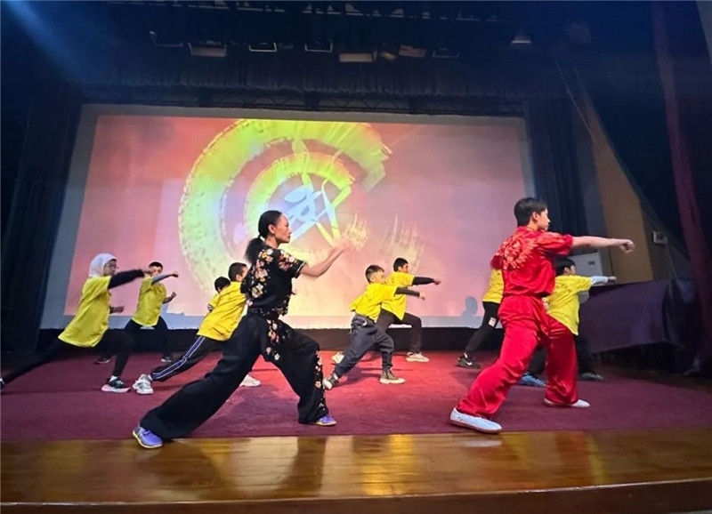 圖為2023“中華文化大樂園—埃及開羅營”閉幕式活動(dòng)現(xiàn)場(chǎng)。主辦方供圖