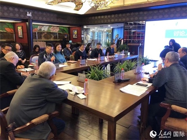 與會(huì)專家學(xué)者就拉美局勢(shì)和中拉關(guān)系展開討論。人民網(wǎng)記者 趙健攝