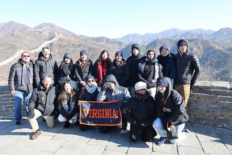 資訊有故事︱美國(guó)弗吉尼亞大學(xué)乒乓球代表團(tuán)訪華:重走乒乓路 一起向未來(lái)