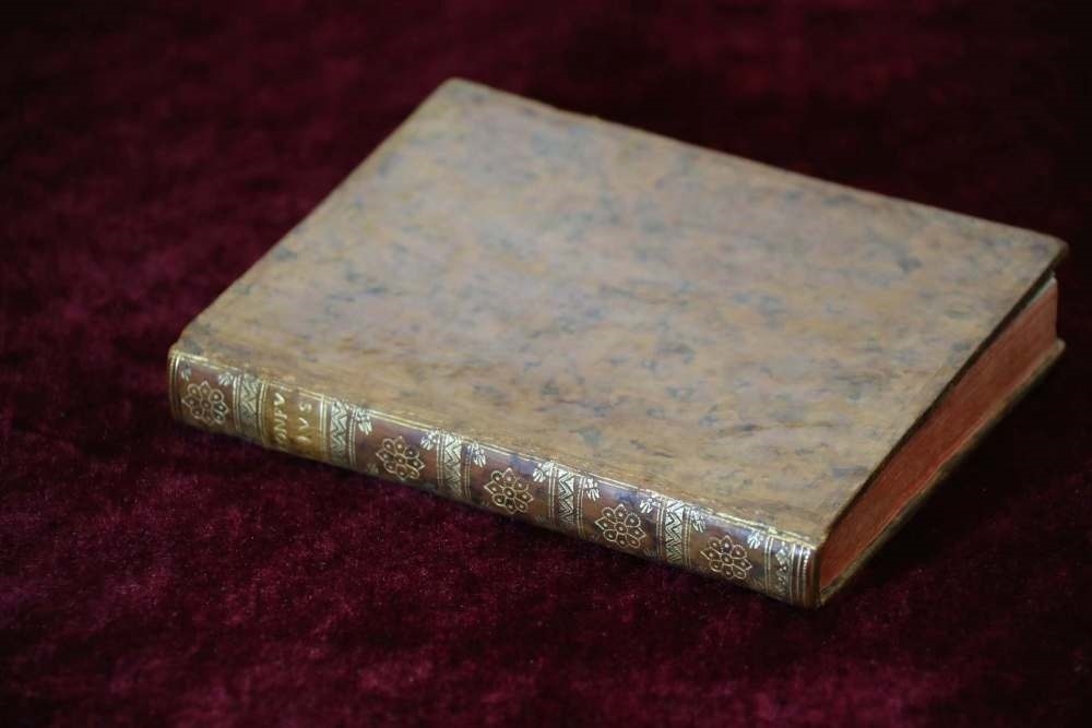 這是典藏于中國國家圖書館的《論語導(dǎo)讀》。