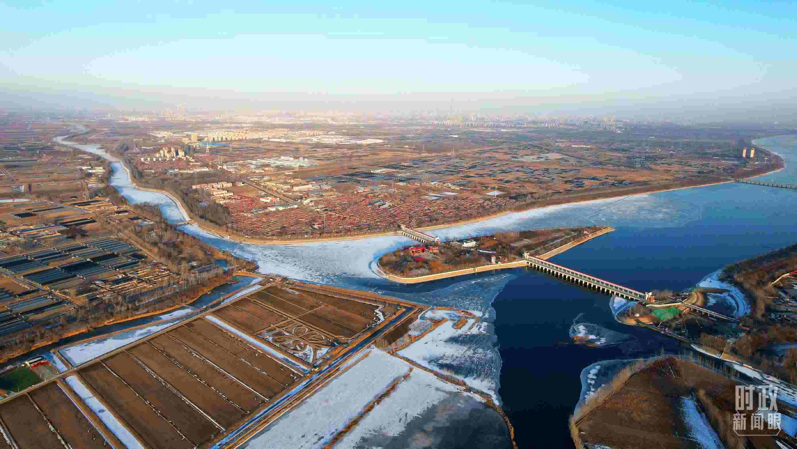 △俯瞰第六埠村。（總臺央視記者范凱拍攝）