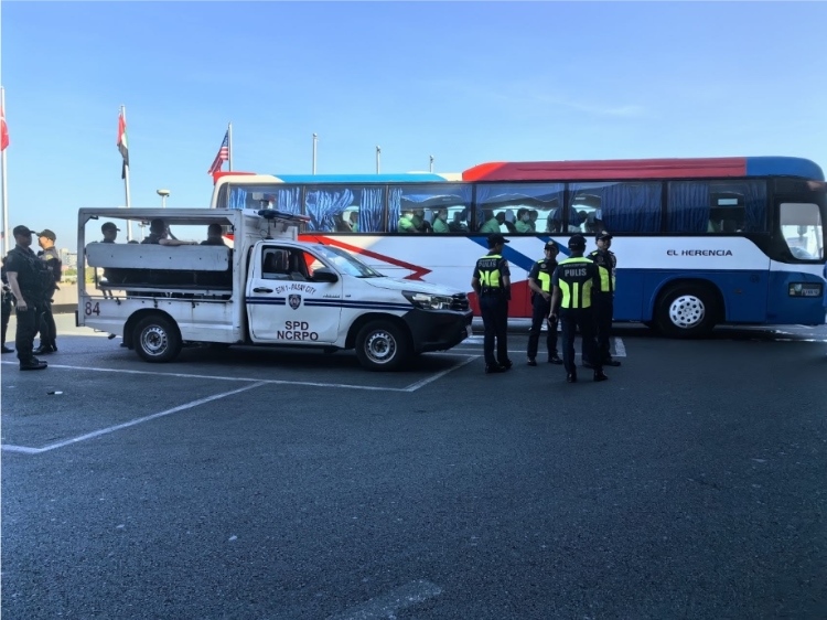 菲反有組織犯罪委員會(huì)等部門(mén)組織多次聯(lián)合突擊執(zhí)法。駐菲律賓使館供圖