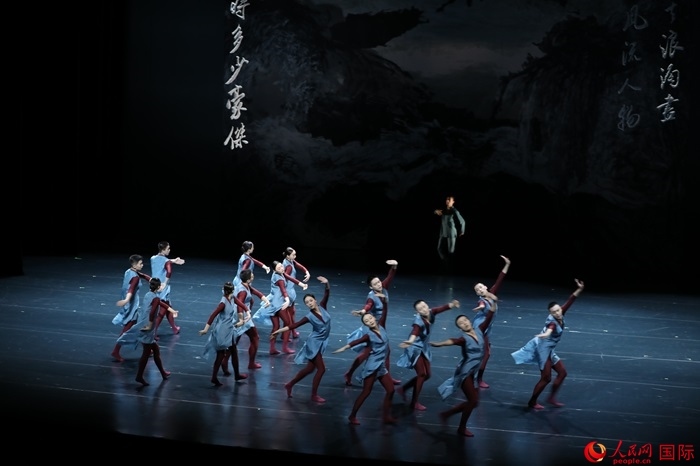 《詩(shī)憶東坡》美國(guó)巡演將持續(xù)2周，在華盛頓、紐約進(jìn)行共計(jì)8場(chǎng)演出。人民網(wǎng)記者 李志偉攝