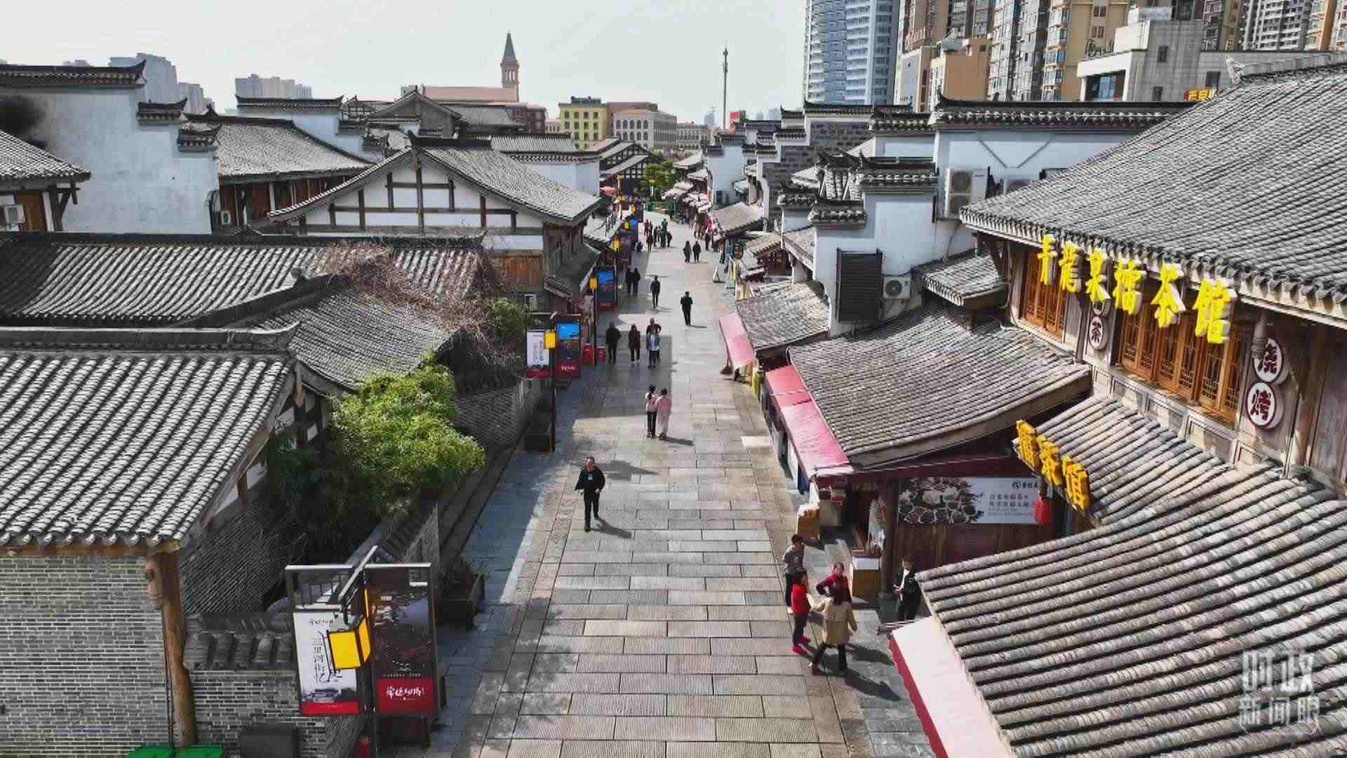 △常德河街。（總臺(tái)記者姚鵬、溫盛強(qiáng)拍攝）