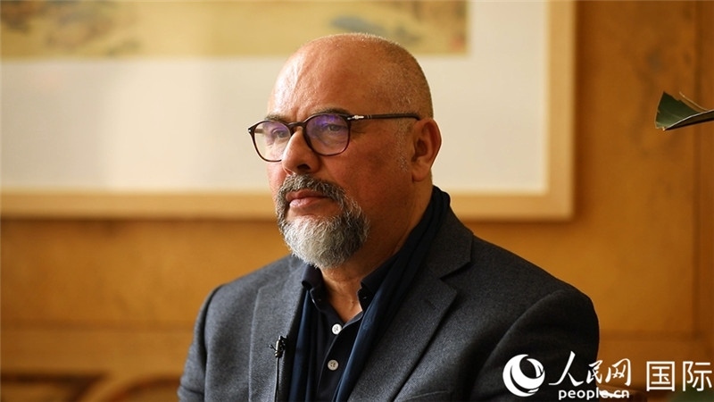 意大利陶瓷城市協(xié)會副會長保羅·馬賽蒂接受人民網(wǎng)專訪。人民網(wǎng) 劉動攝