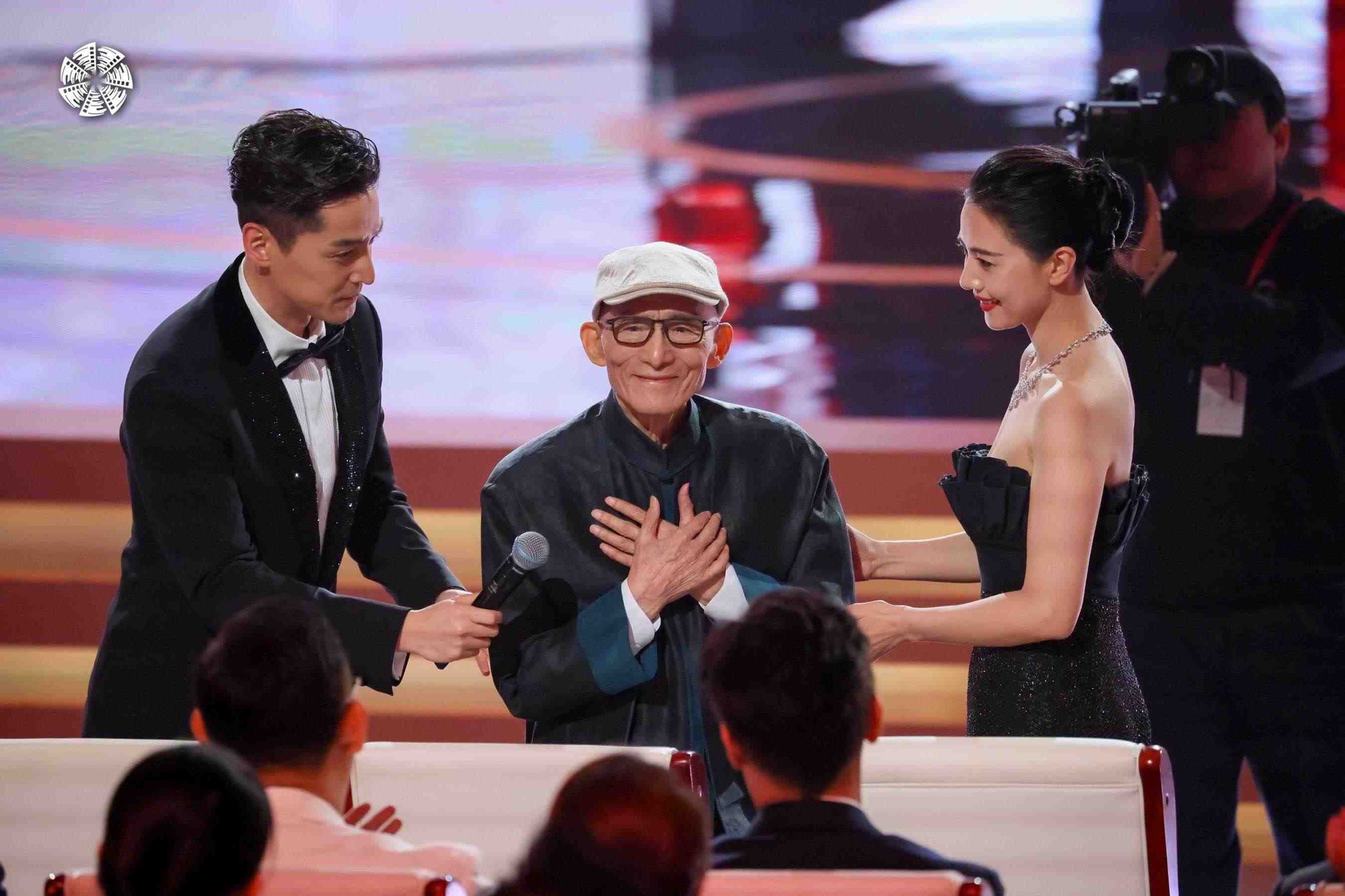 從左到右依次為演員胡歌，演員游本昌，演員高圓圓。主辦方供圖