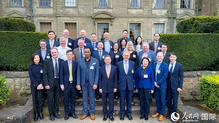 論壇嘉賓合影。人民網(wǎng) 郭錦標攝