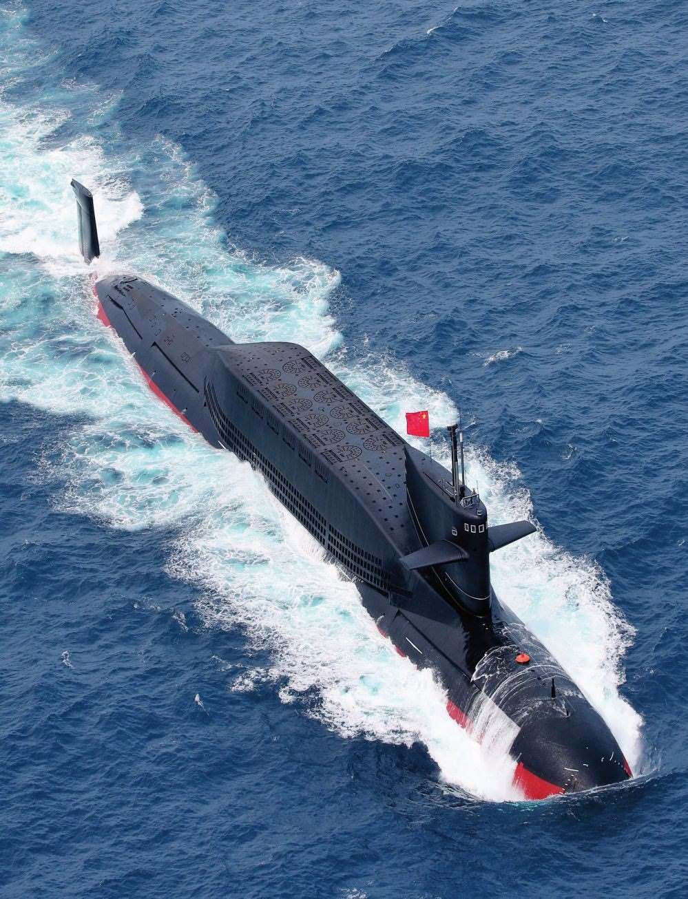 某潛艇執(zhí)行實(shí)戰(zhàn)化訓(xùn)練歸來（2018年3月攝）。周啟青攝