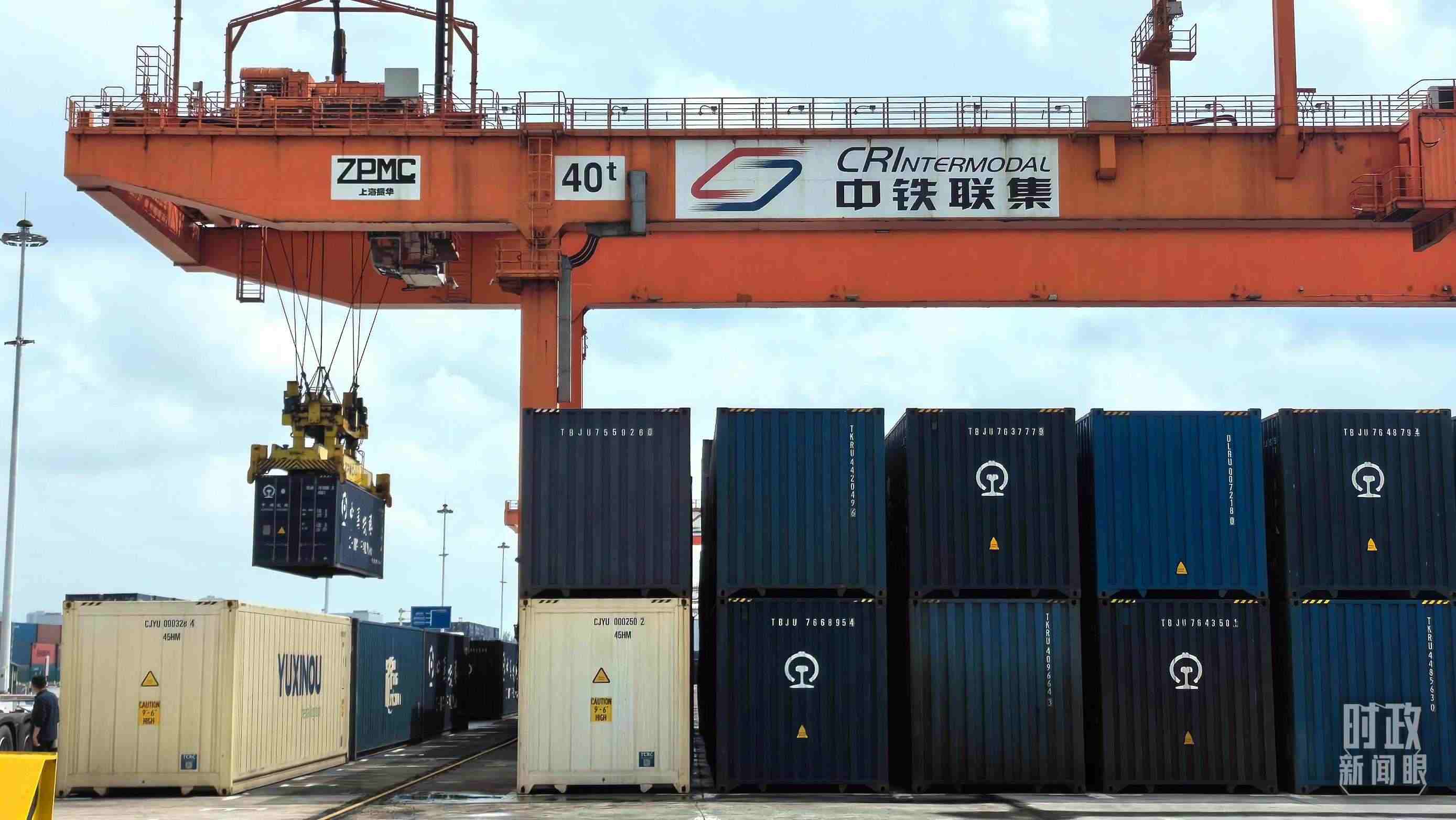 △重慶國際物流樞紐園區(qū)。（總臺央視記者趙化拍攝）