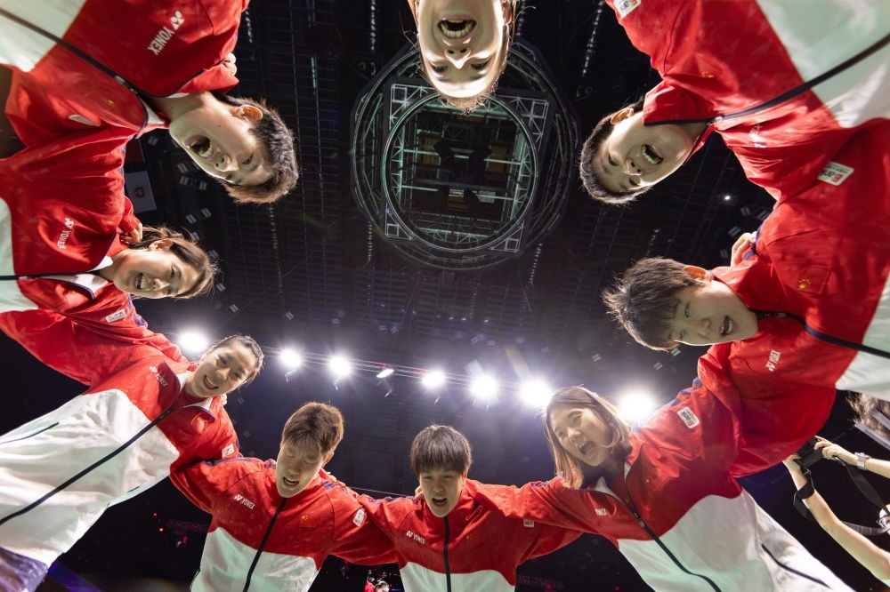 5月5日，中國隊在賽前互相鼓勵。新華社記者 江宏景 攝