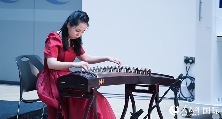 中英/北愛教育合作論壇現(xiàn)場。