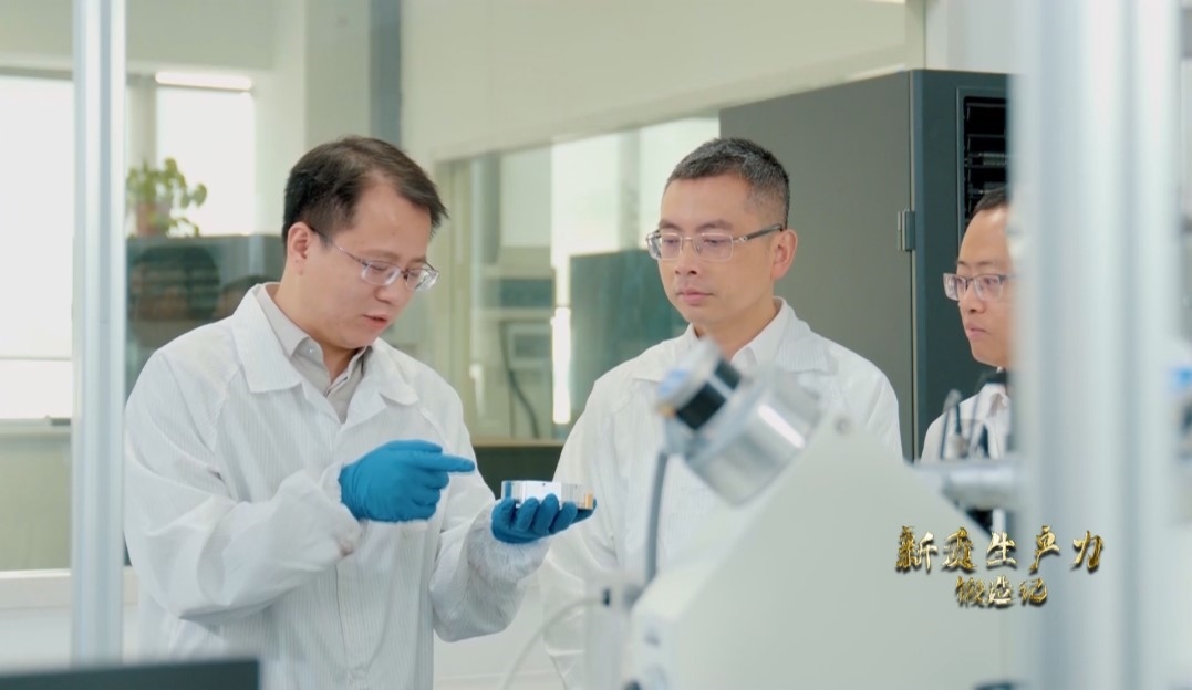 長沙巴斯夫杉杉電池材料研究院，正在進行電池材料研究。