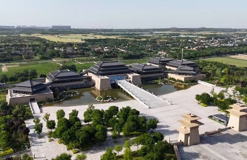 5月13日拍攝的陜西歷史博物館秦漢館全景。新華社記者 李一博 攝
