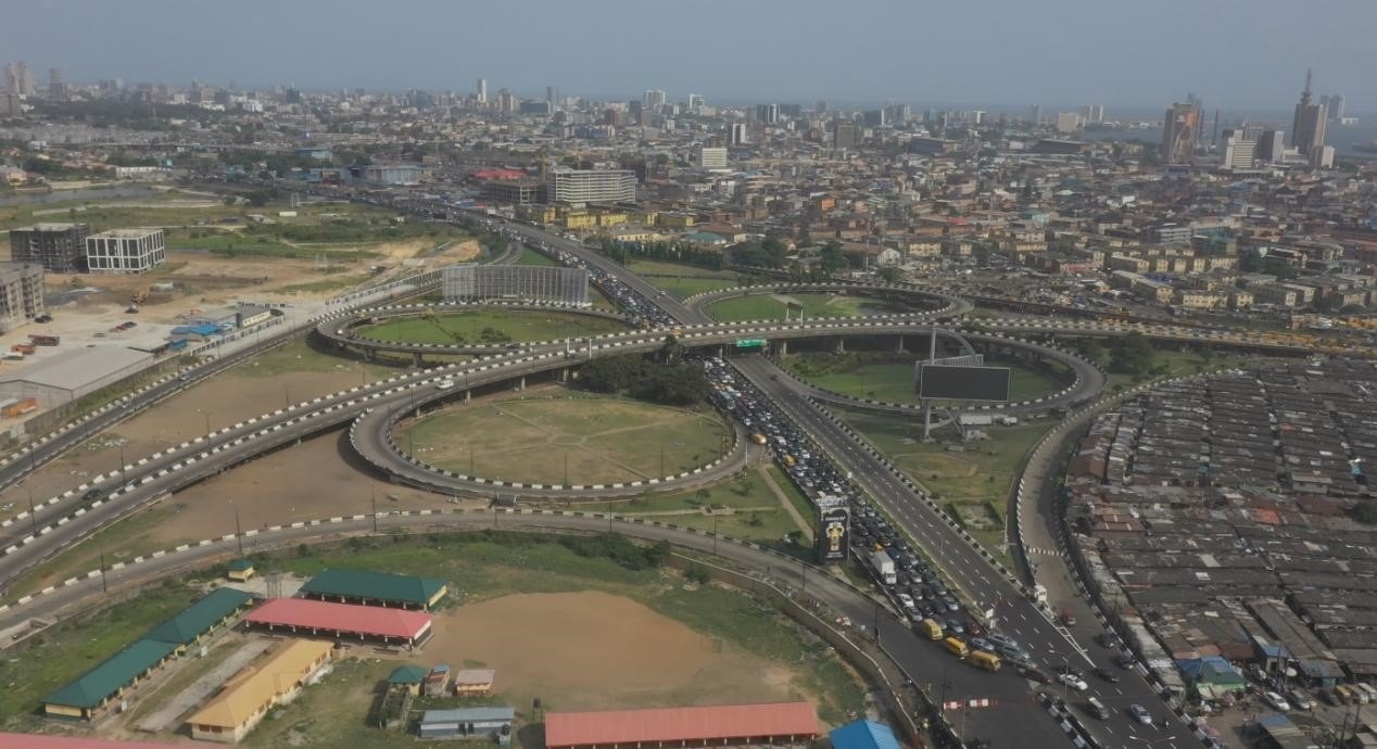 新修復的尼日利亞拉各斯三號橋鳥瞰圖。中國土木尼日利亞有限公司供圖