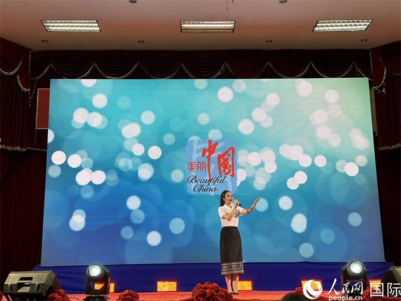 圖片：老撾選手進(jìn)行中文演講。孫廣勇攝