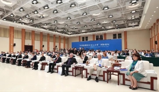 6月12日，“中國新疆的歷史與未來”國際論壇在喀什舉辦。（圖片來源：民族畫報(bào)）