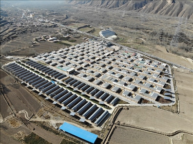 這是2020年11月6日拍攝的班彥新村全貌（無(wú)人機(jī)照片）。新華社記者 戴天放 攝