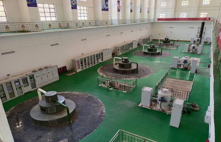  剛果（金）布桑加水電站四臺(tái)發(fā)電機(jī)組。中鐵資源集團(tuán)供圖