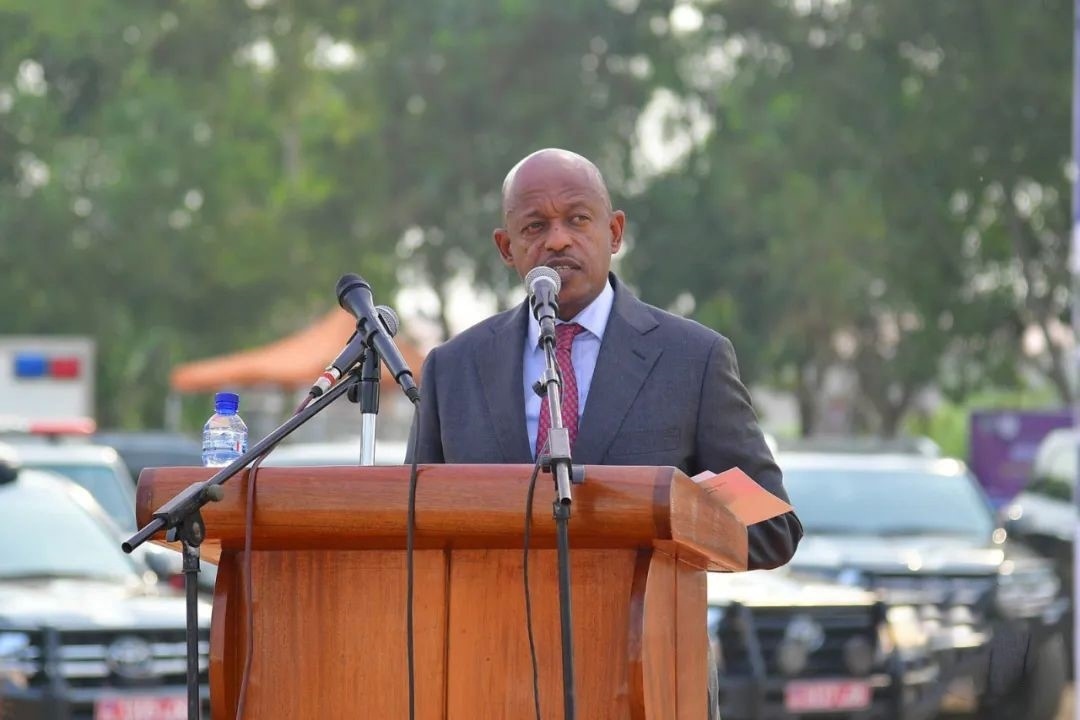 剛果(金)國務部長兼基礎設施和公共工程部長穆武尼在開工儀式上致辭