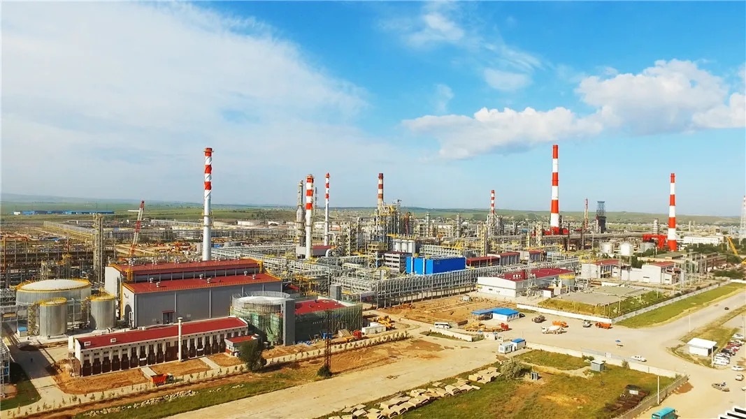 奇姆肯特?zé)捰蛷S完成現(xiàn)代化改造后全景。（圖源：人民網(wǎng)）