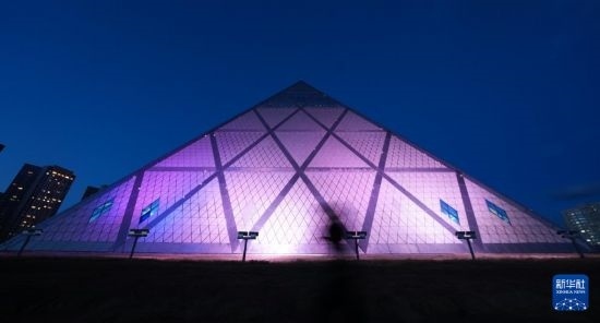 這是7月2日在哈薩克斯坦首都阿斯塔納拍攝的和平和諧宮。新華社記者 王建華 攝