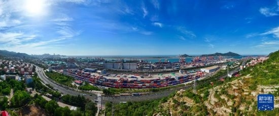 這是6月26日拍攝的中哈連云港物流合作基地（無人機(jī)照片）。新華社記者 季春鵬 攝